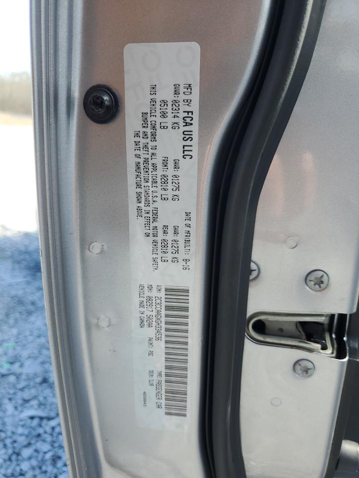 2016 Chrysler 300 - Image 12