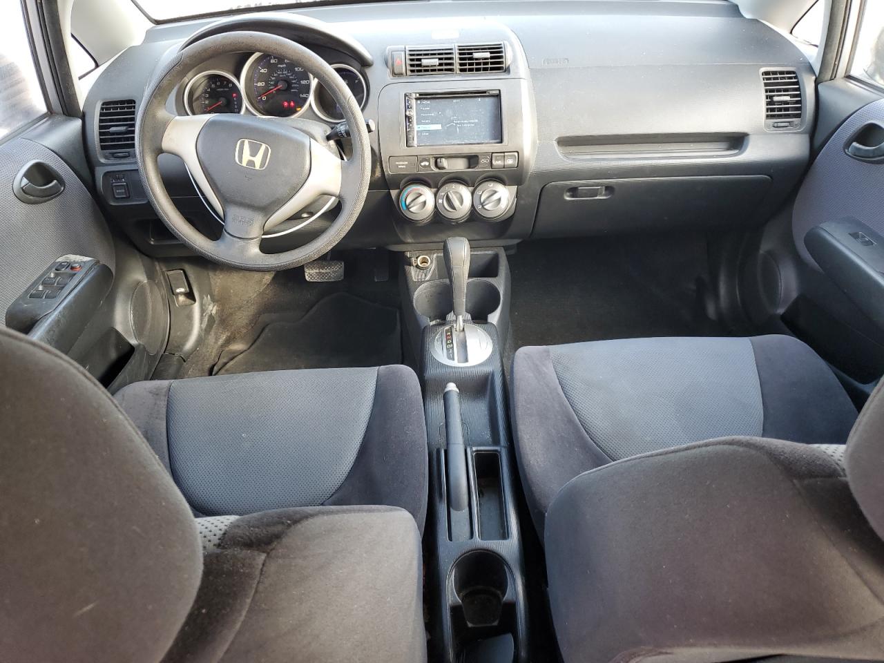 2008 Honda Fit - Image 8