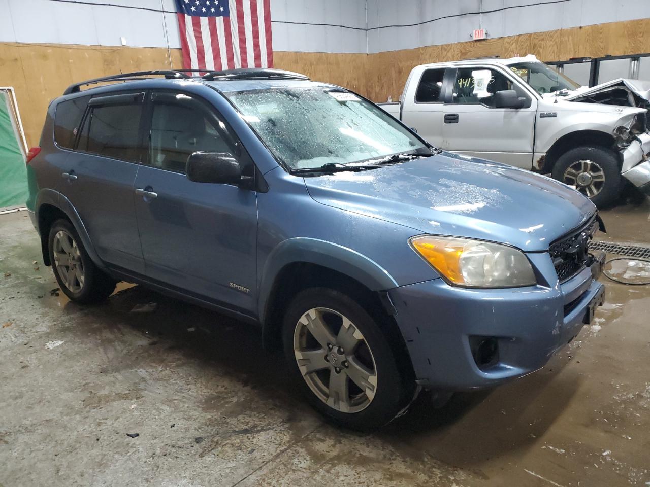 2009 Toyota RAV 4 - Image 4