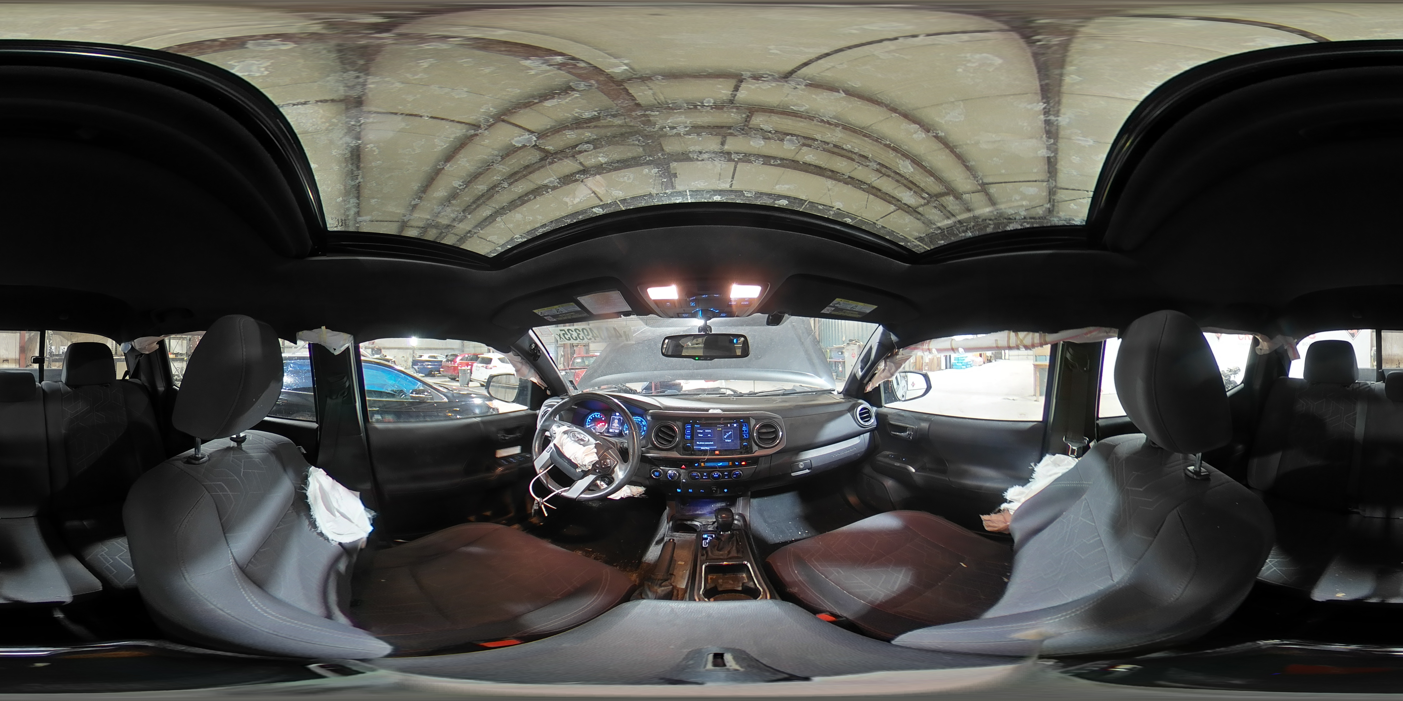 2016 Toyota Tacoma - Image 14