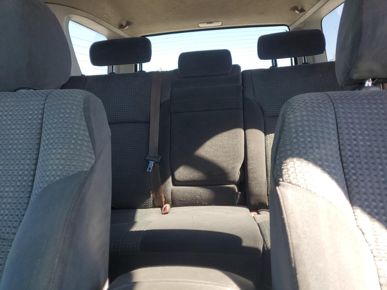 2003 Toyota 4Runner - Image 10