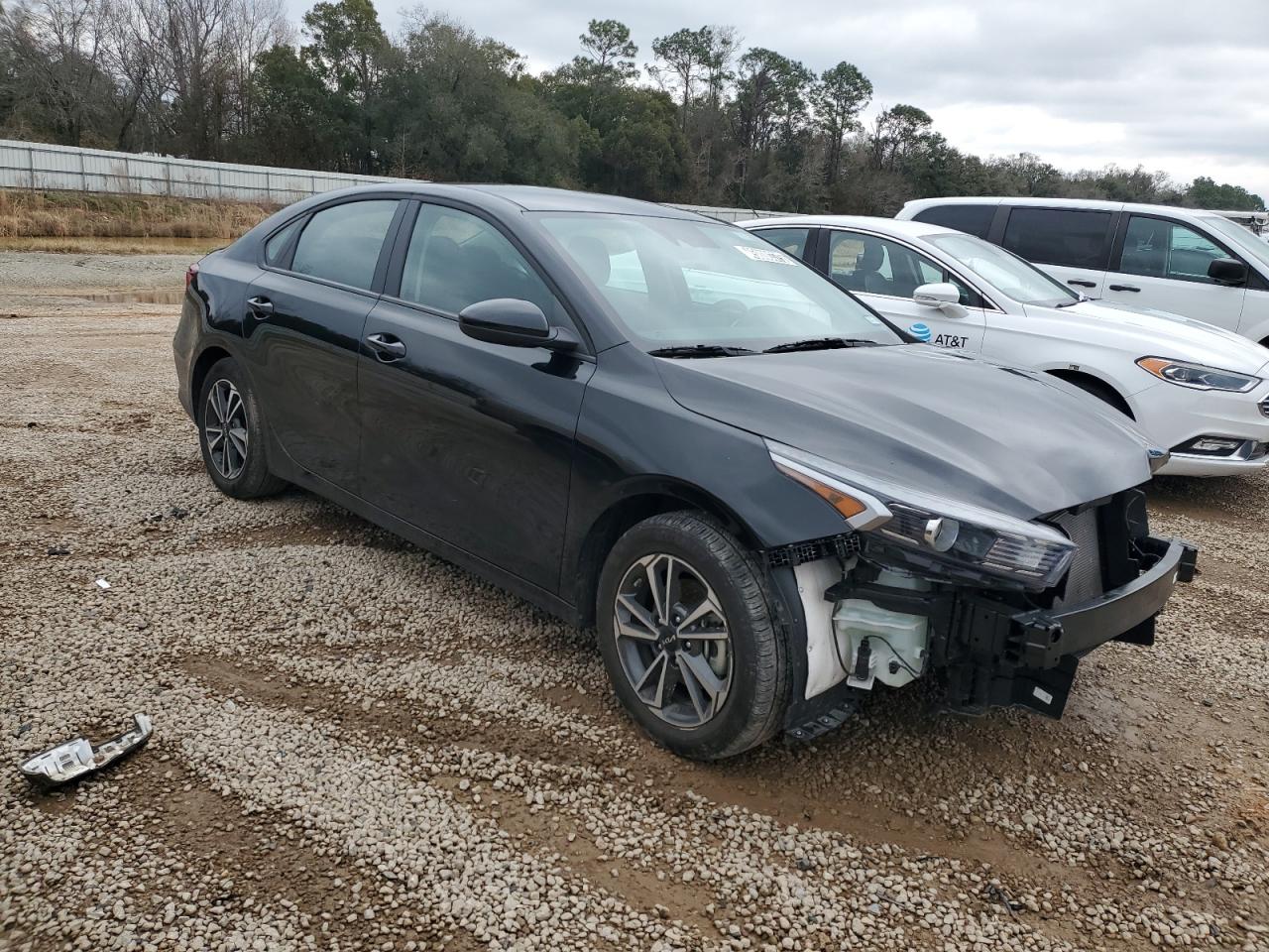 2024 Kia Forte - Image 4