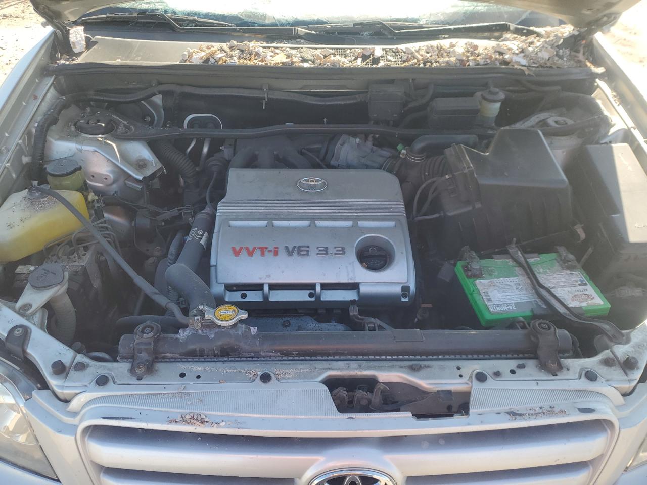 2004 Toyota Highlander - Image 12