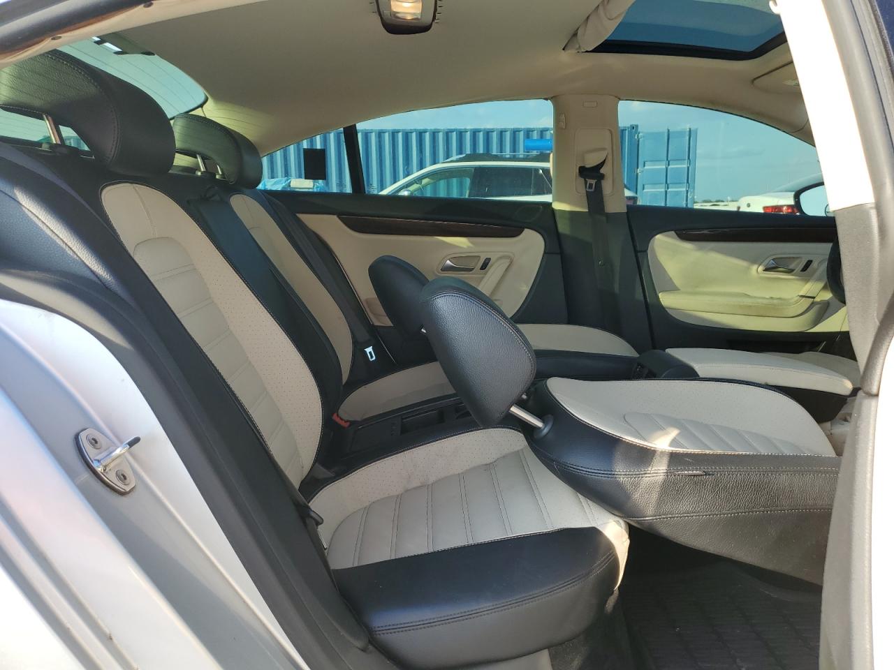 2012 Volkswagen Passat CC - Image 10