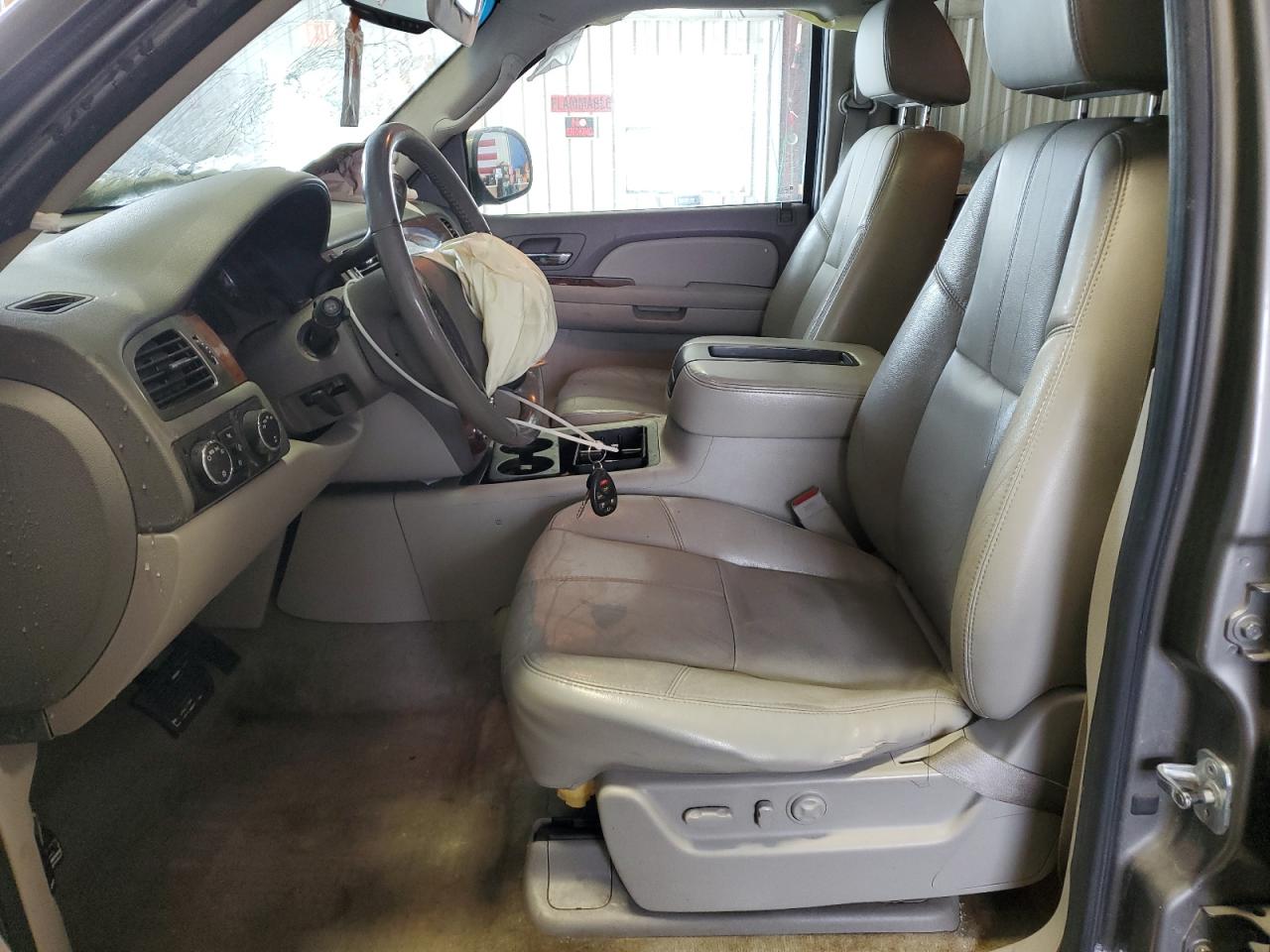 2007 Chevrolet Tahoe - Image 7