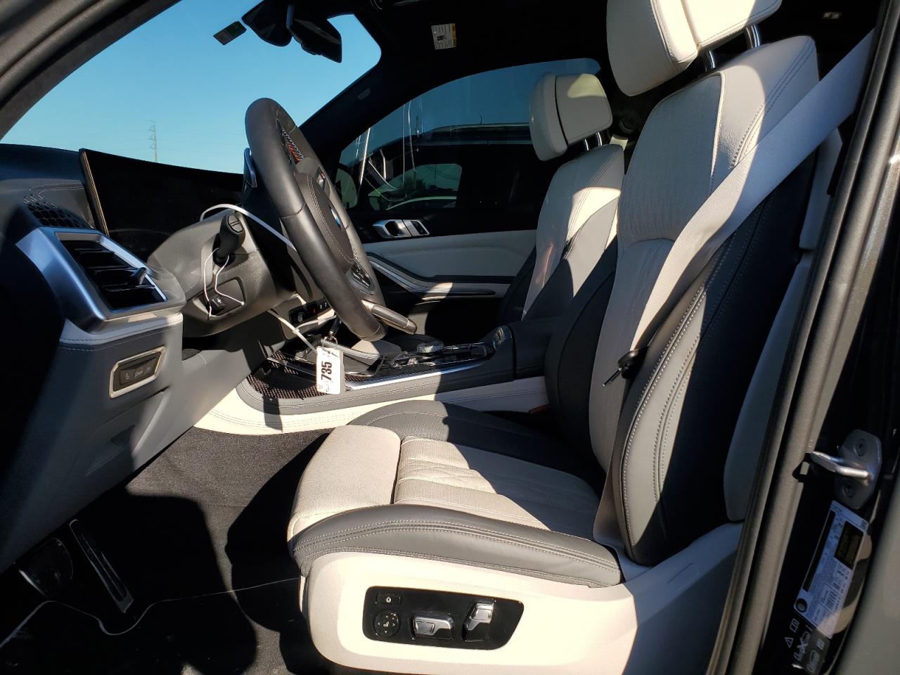 2024 BMW X7 - Image 7