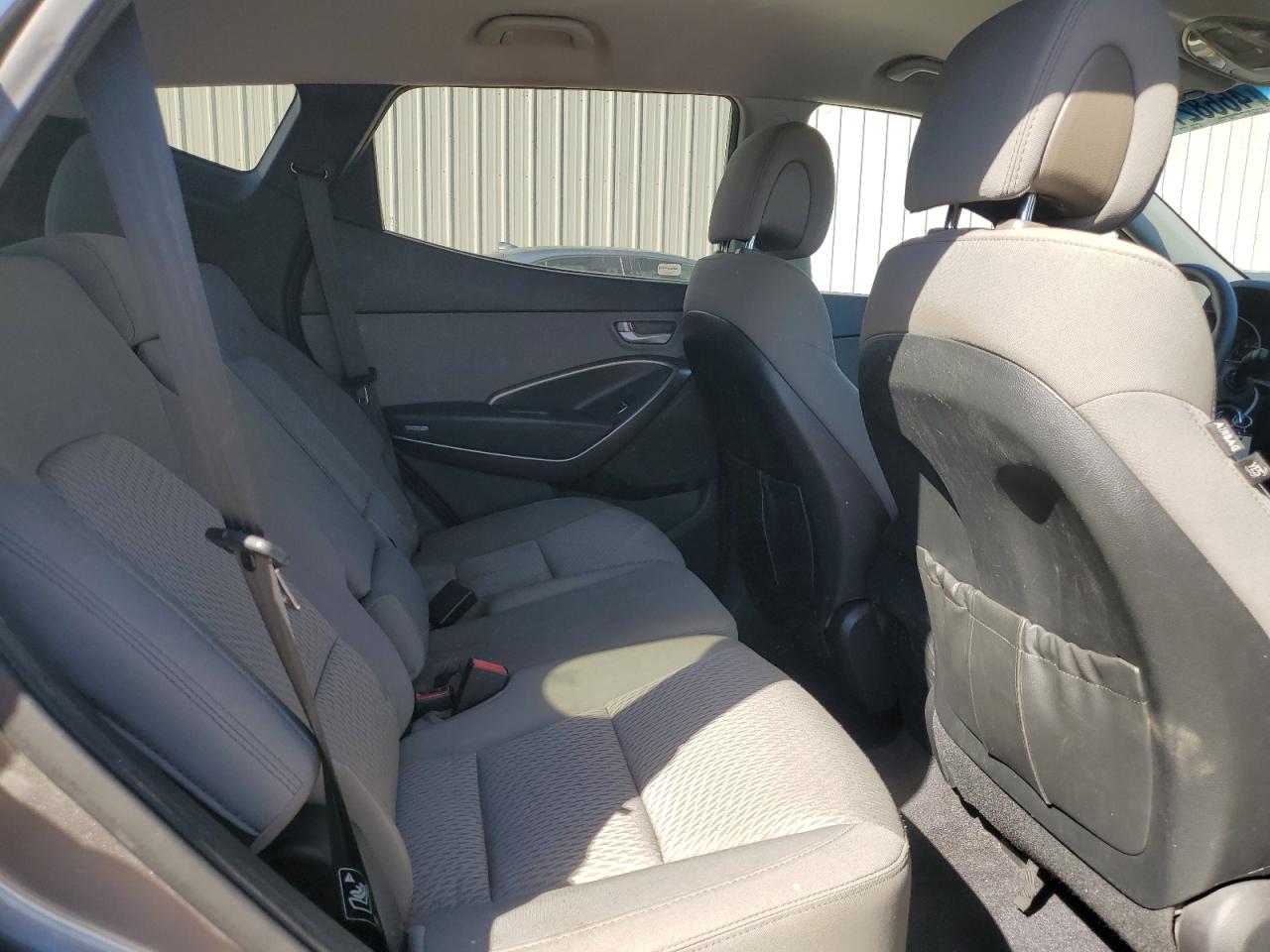 2013 Hyundai Santa Fe - Image 11