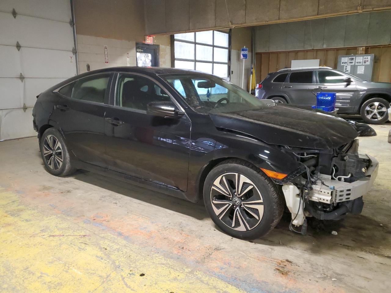 2017 Honda Civic - Image 4
