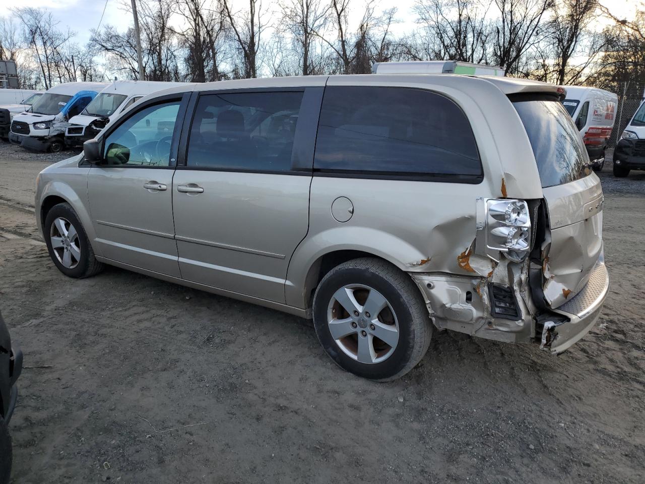 2013 Dodge Caravan - Image 2