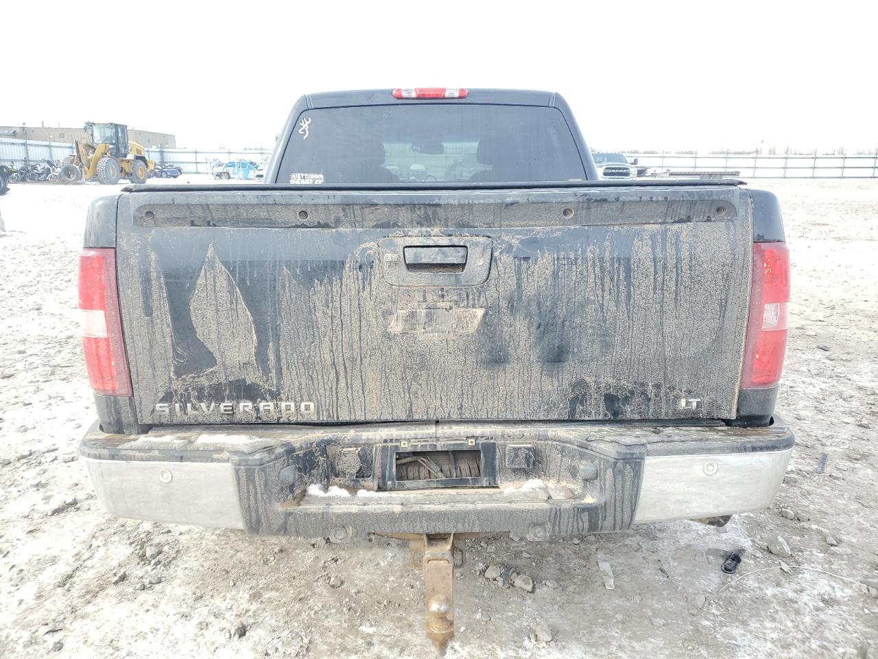 2012 Chevrolet Silverado - Image 6