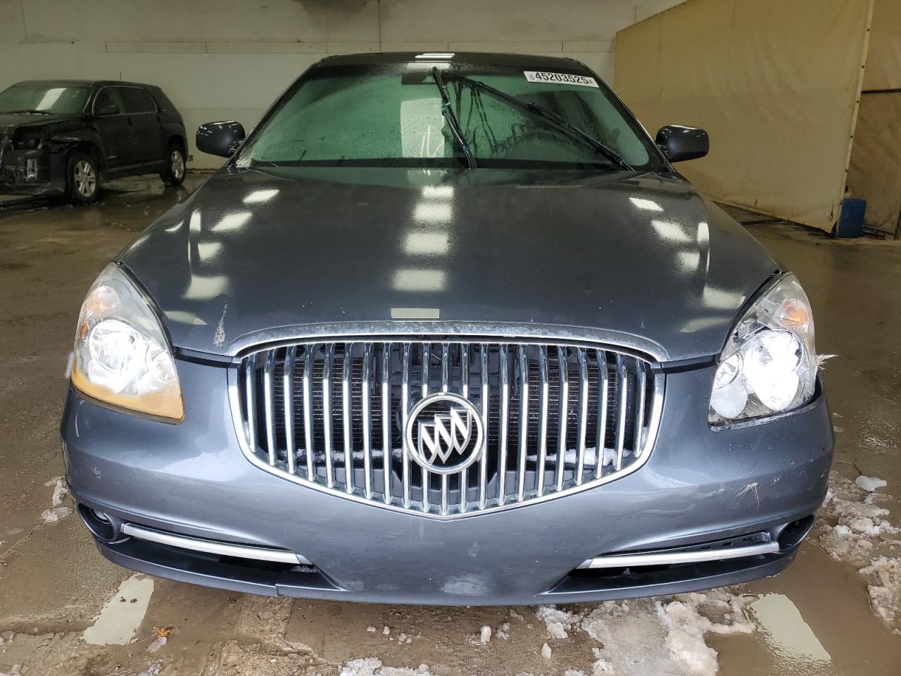 2011 Buick Lucerne - Image 5