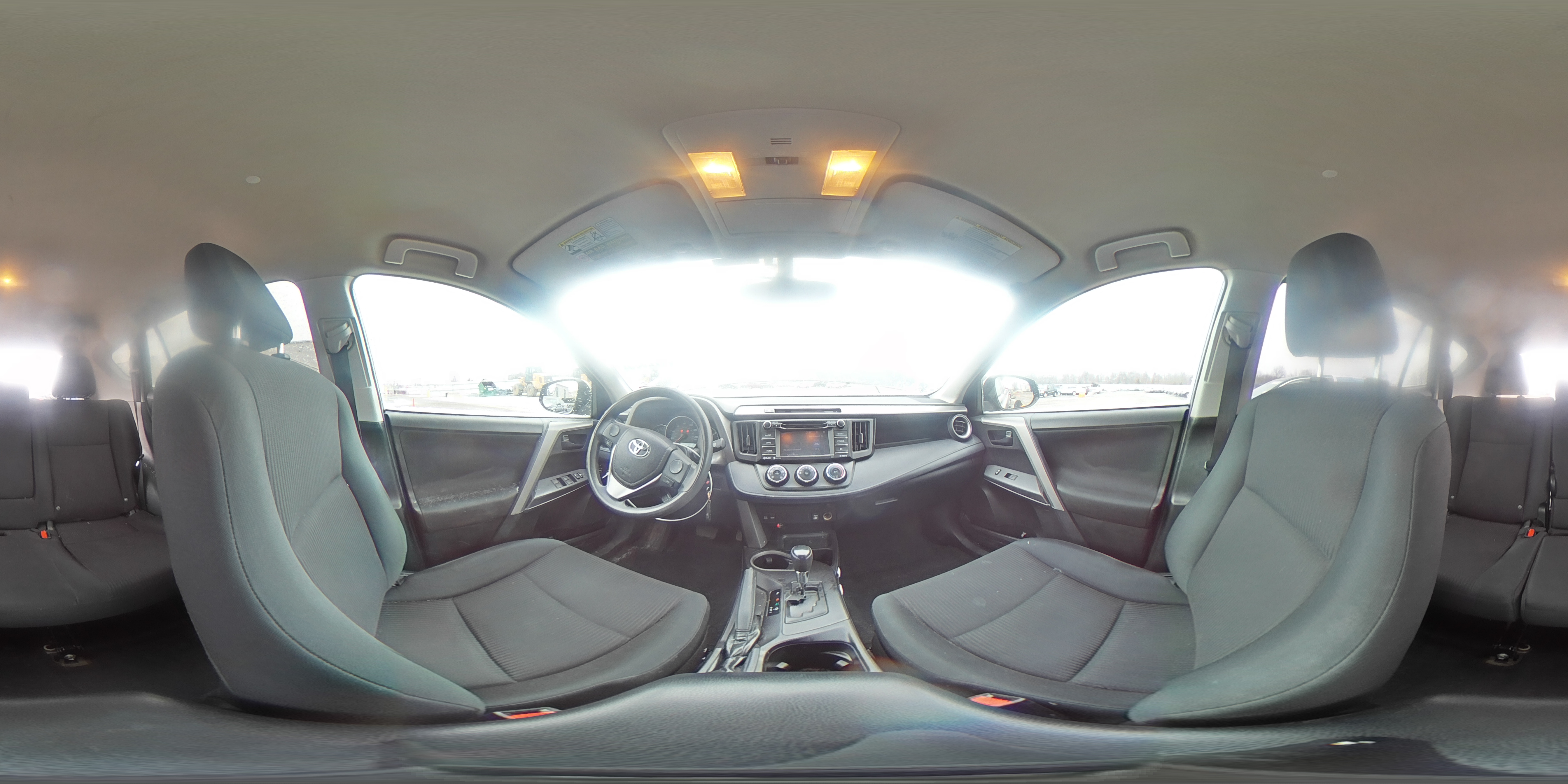 2016 Toyota RAV 4 - Image 15