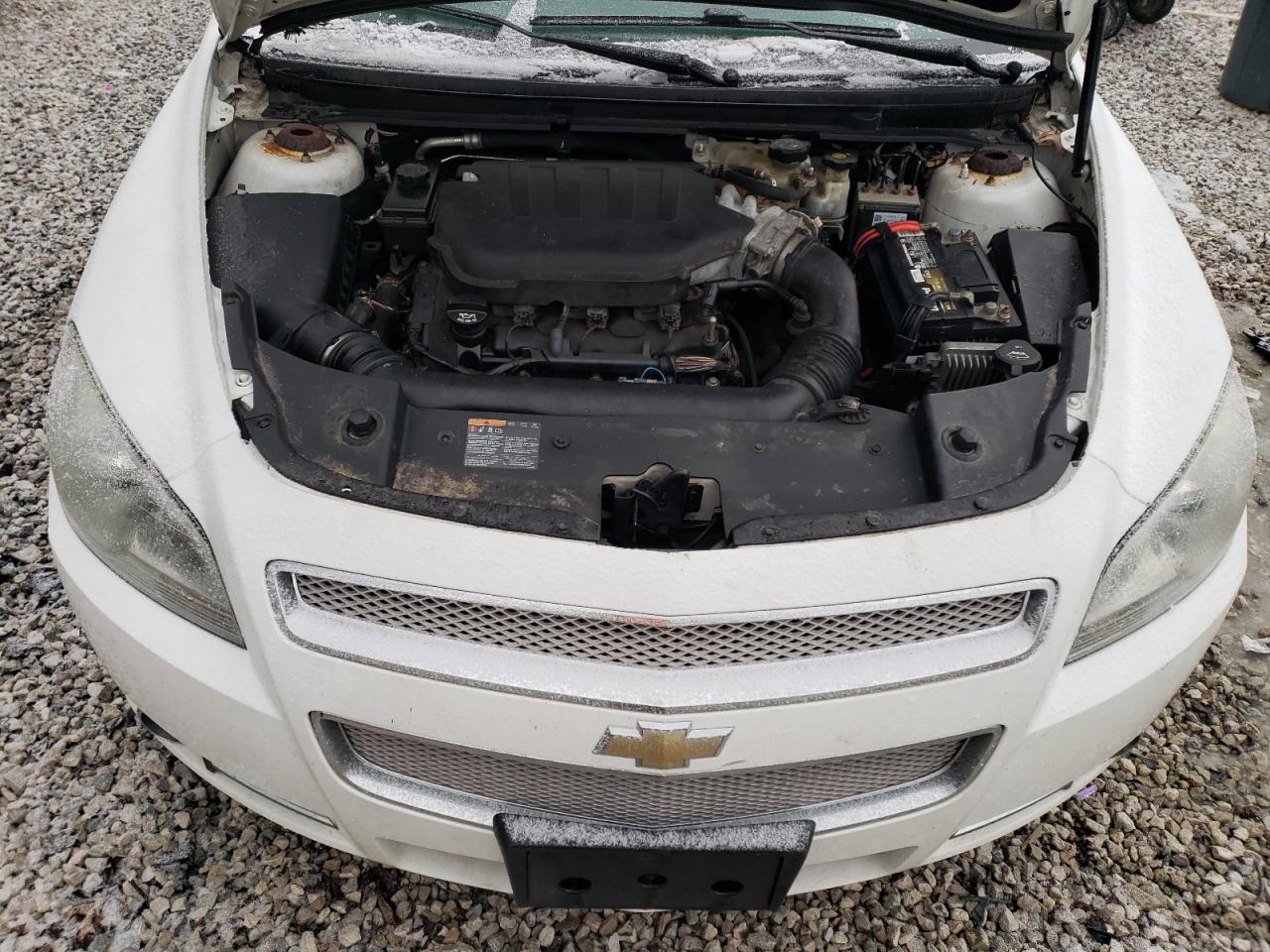 2010 Chevrolet Malibu - Image 12