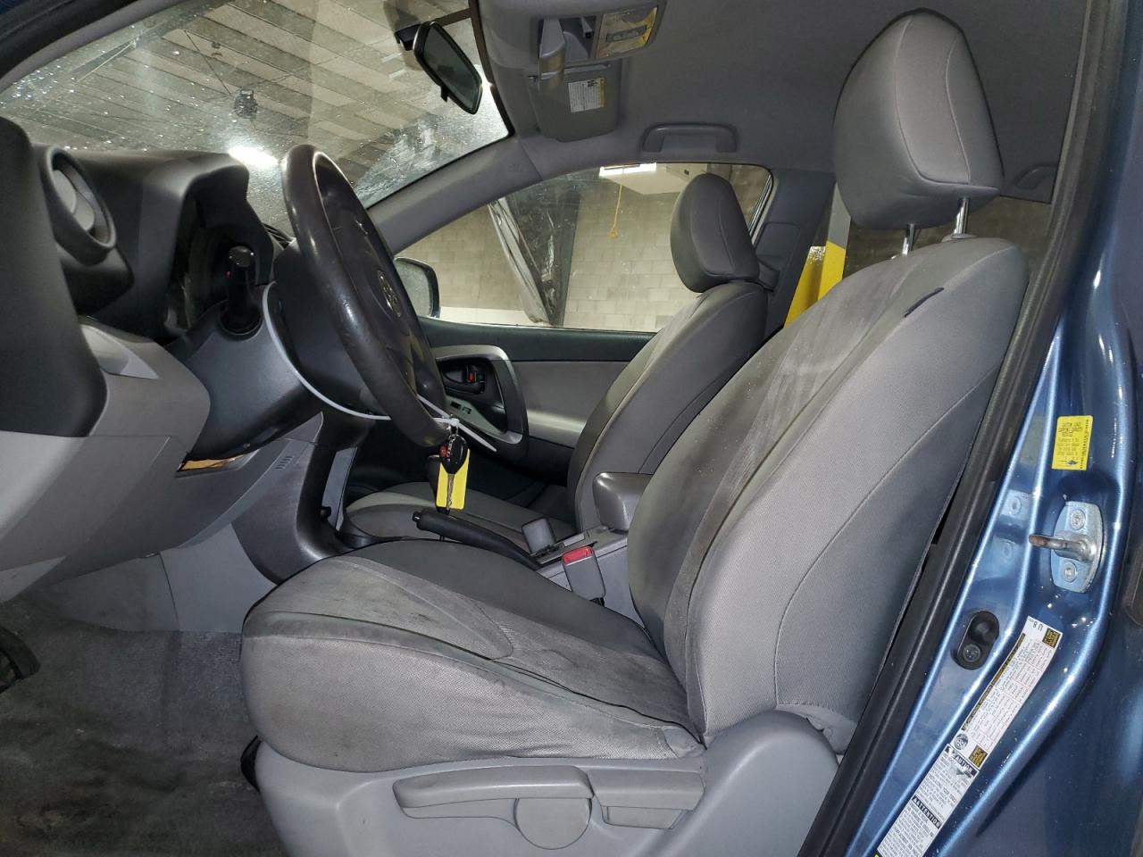2010 Toyota RAV 4 - Image 7