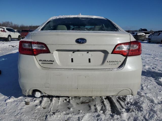  SUBARU LEGACY 2017 Biały
