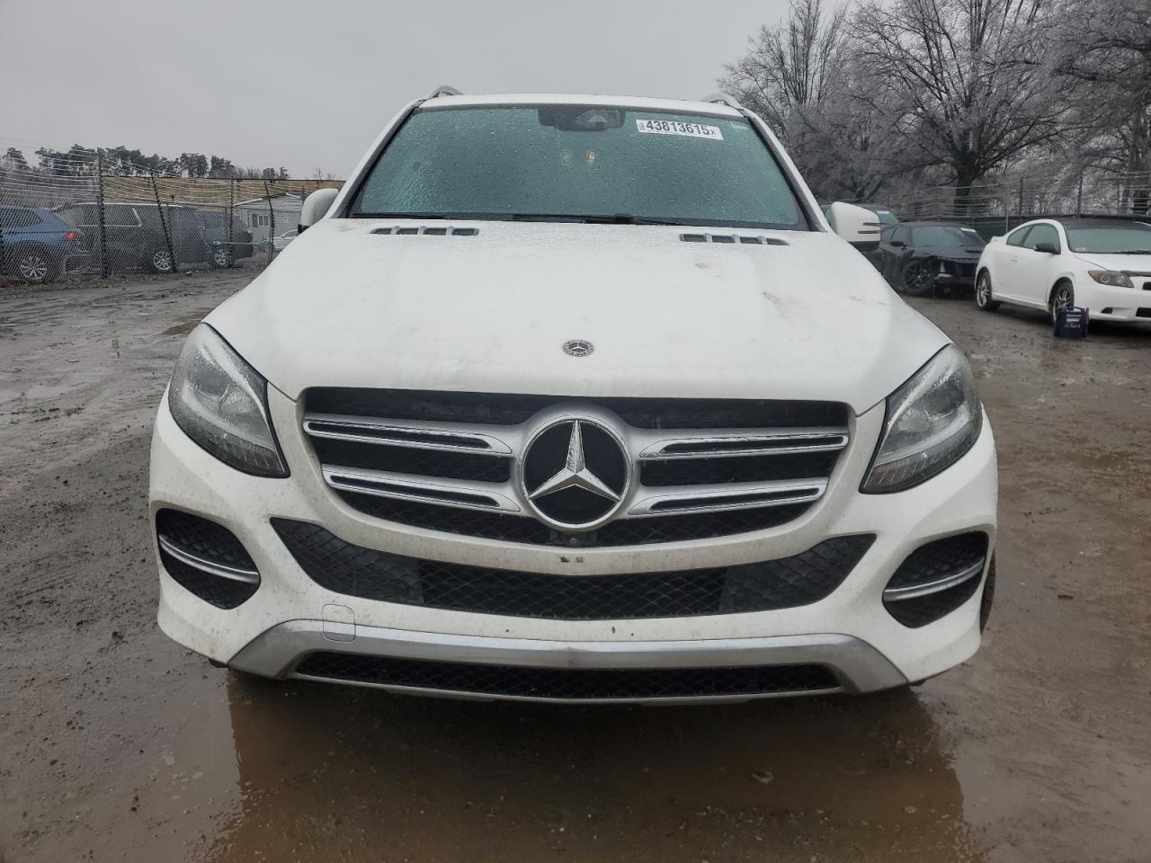 2018 Mercedes-Benz GLE - Image 5
