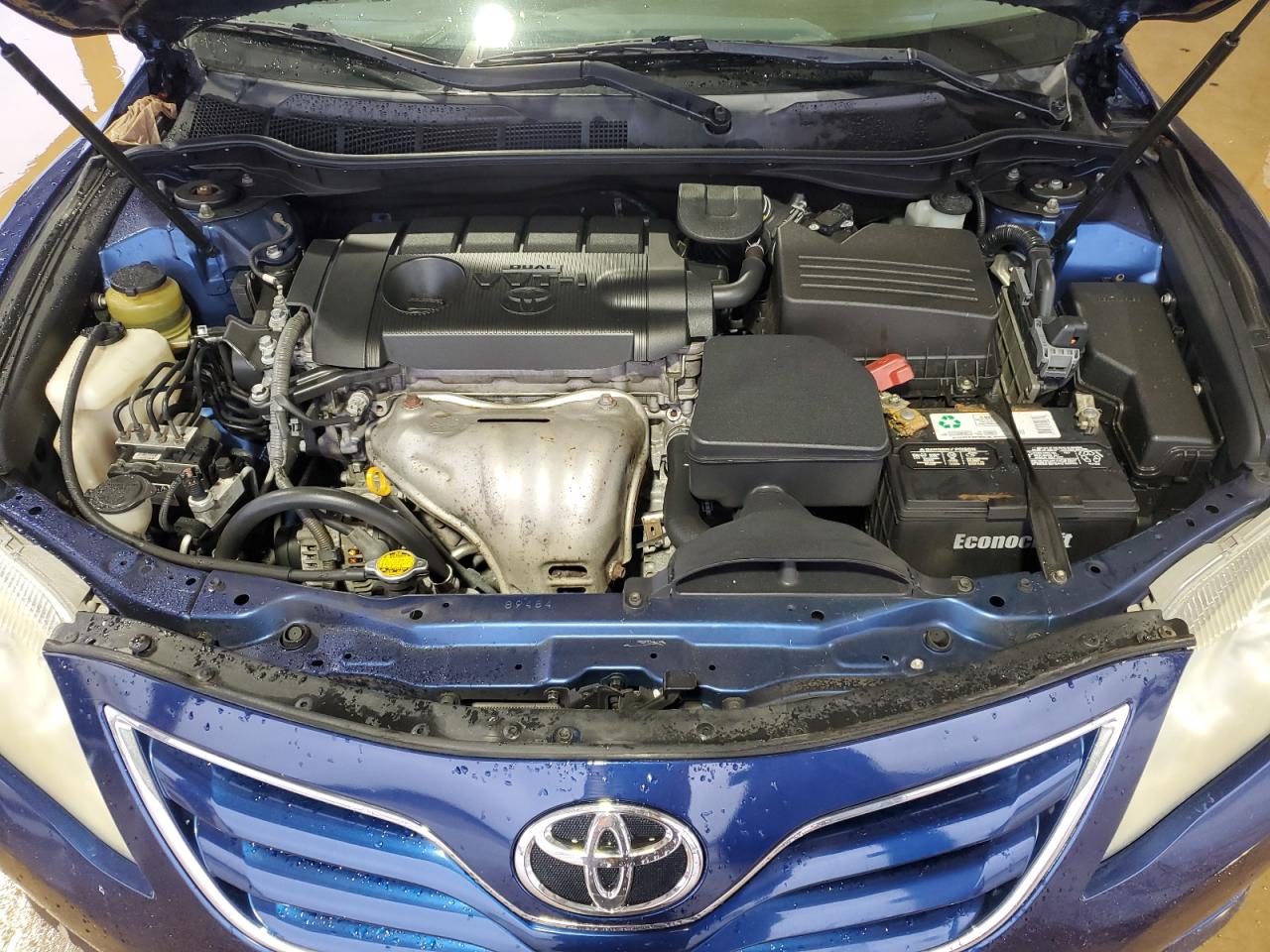 2011 Toyota Camry - Image 11