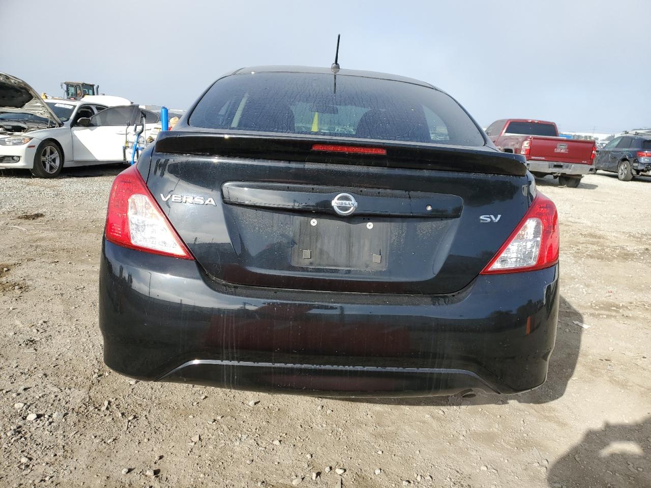 2017 Nissan Versa - Image 6