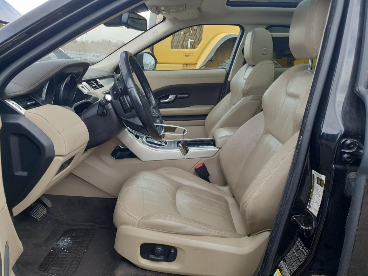 2017 Land Rover Range Rover - Image 7