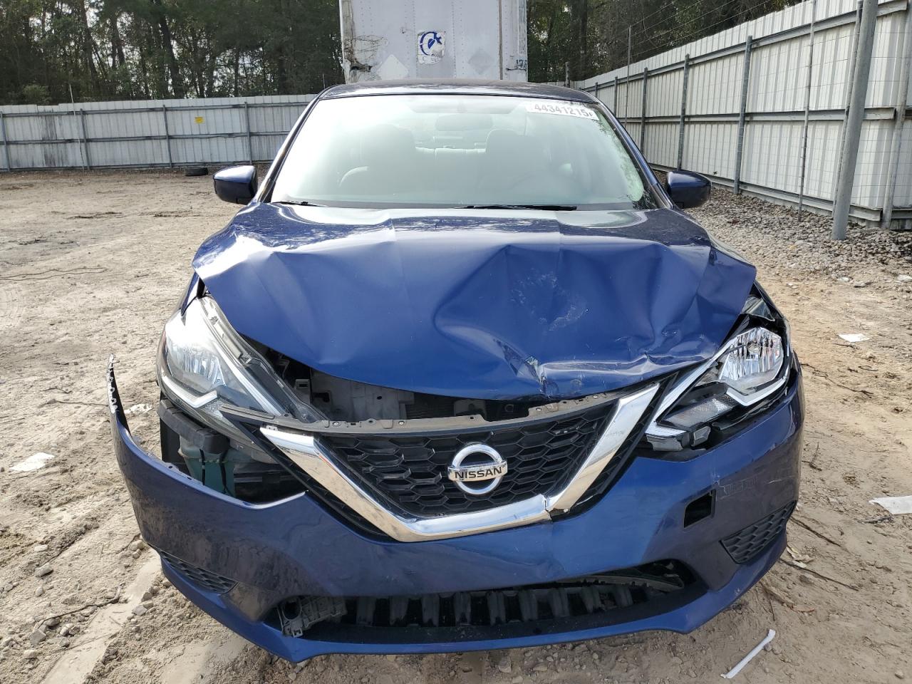 2016 Nissan Sentra - Image 5