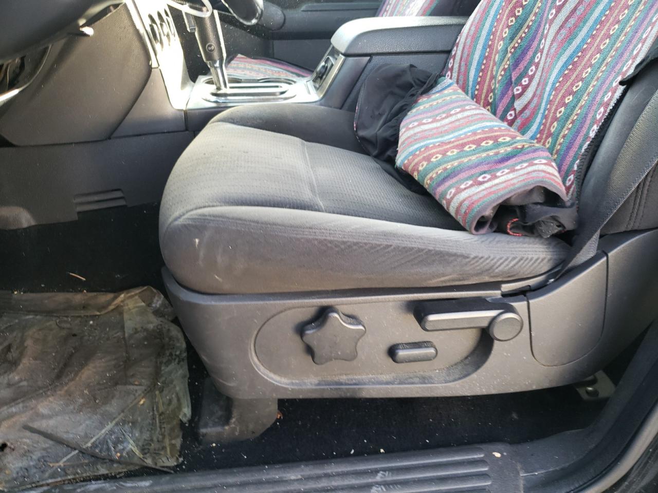 2010 Ford Explorer - Image 7