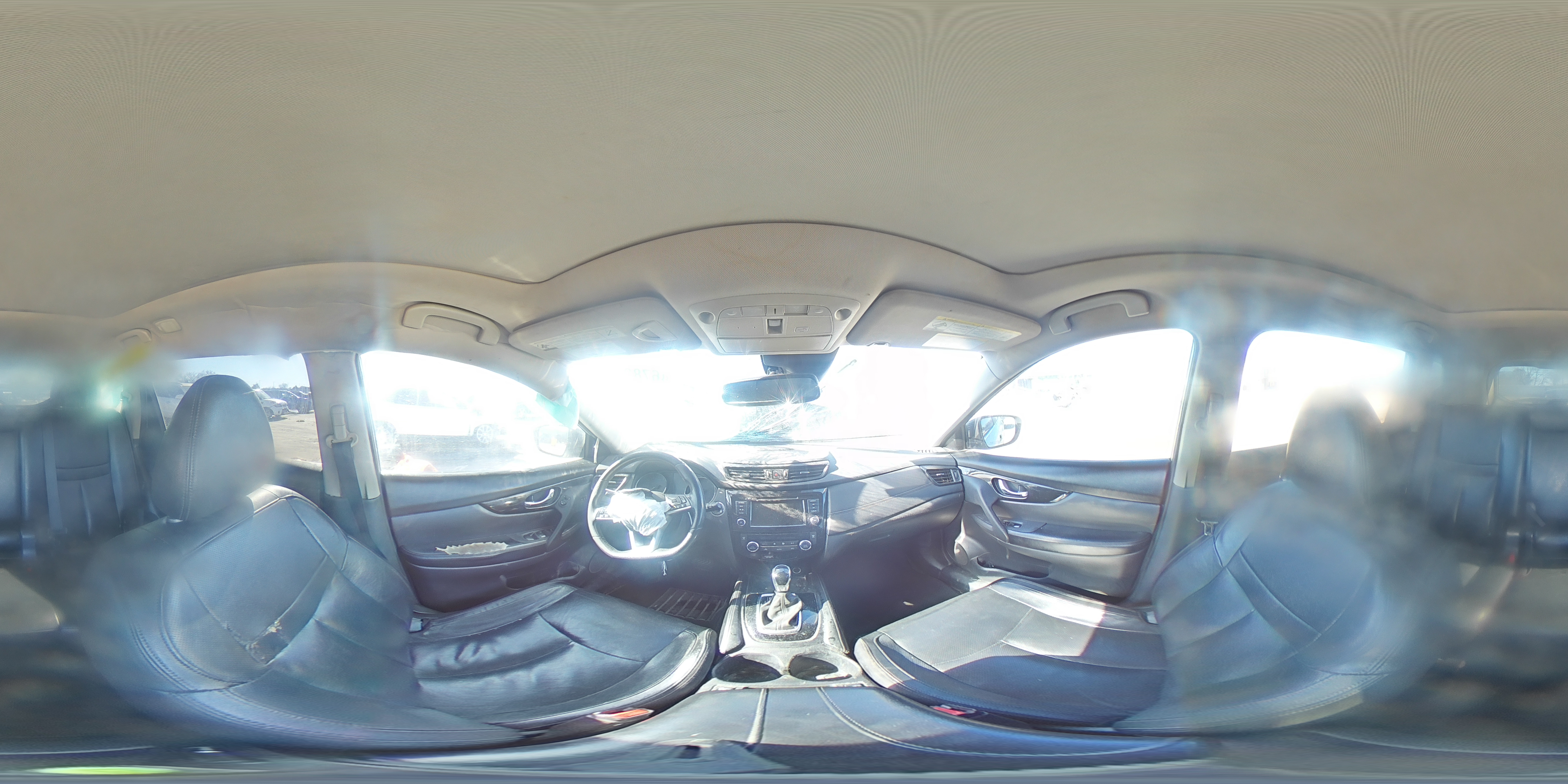2018 Nissan Rogue - Image 14