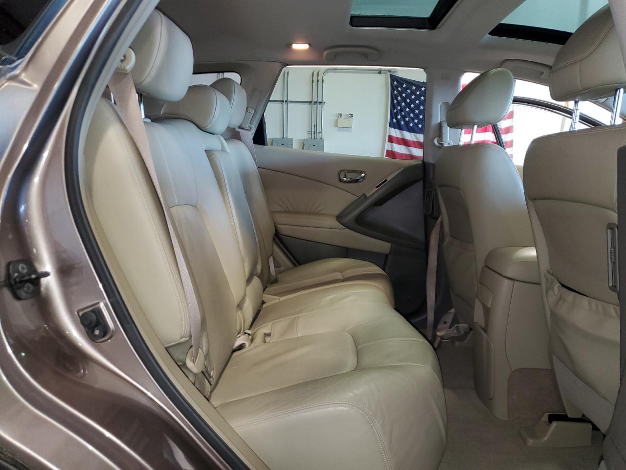 2010 Nissan Murano - Image 11