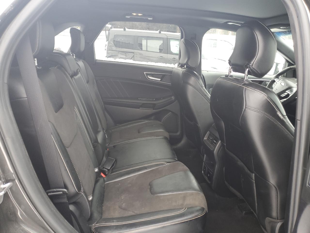 2019 Ford Edge - Image 12