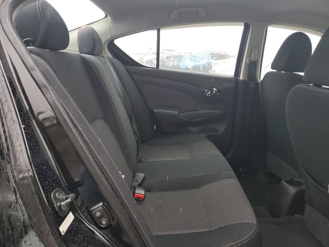2015 Nissan Versa - Image 10