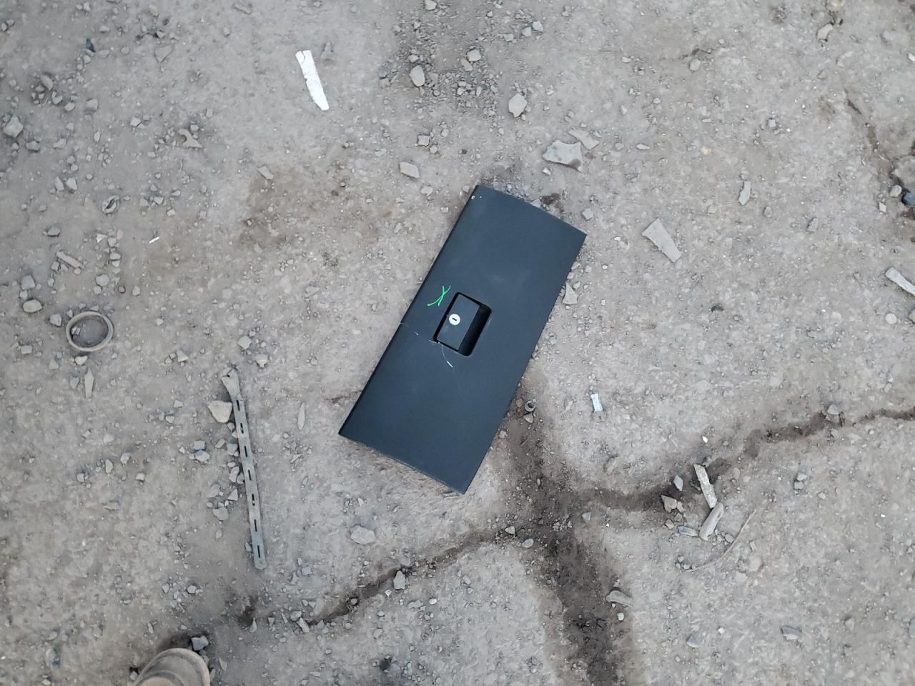 2004 Volkswagen Jetta - Image 12