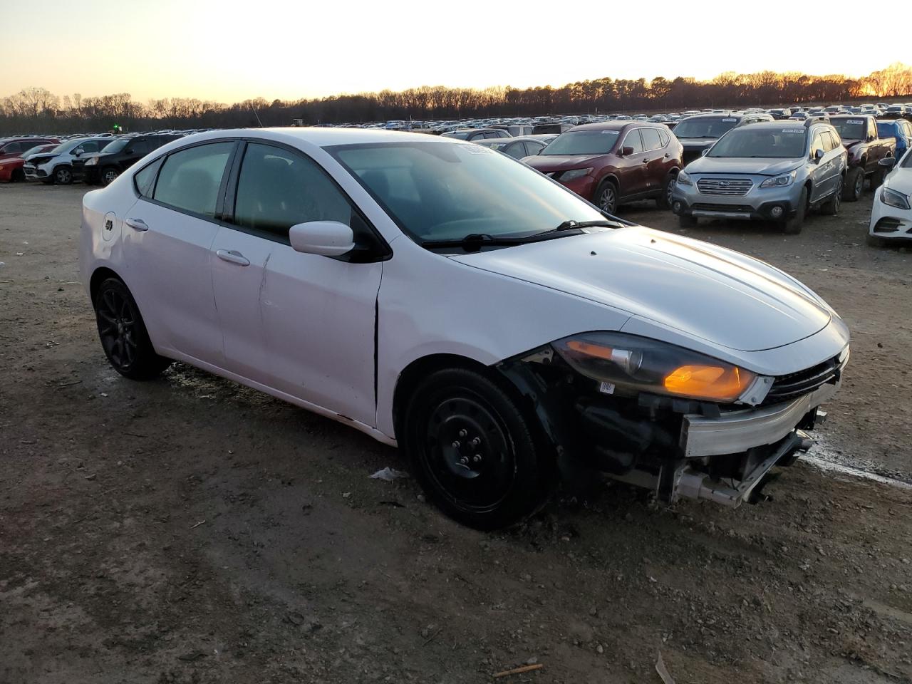 2016 Dodge Dart - Image 4