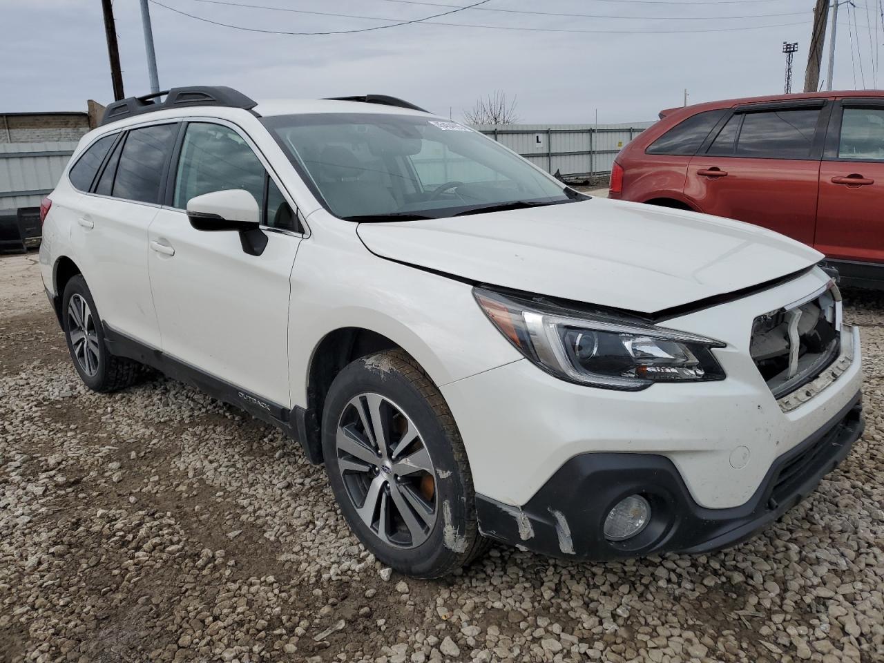 2019 Subaru Outback - Image 4