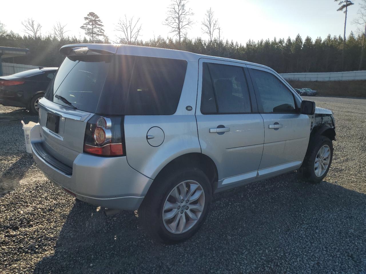 2013 Land Rover LR2 - Image 3