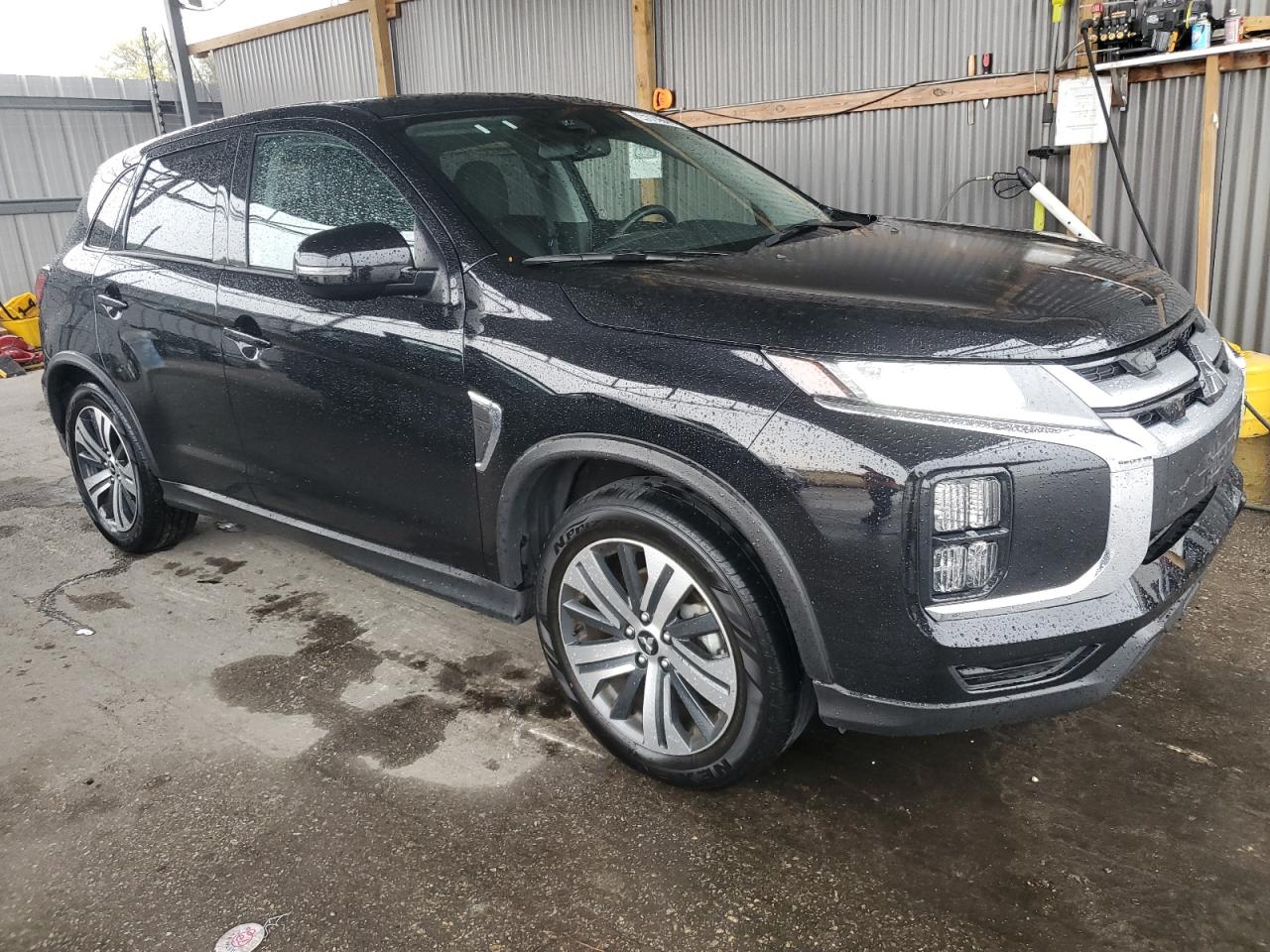 2024 Mitsubishi Outlander - Image 4
