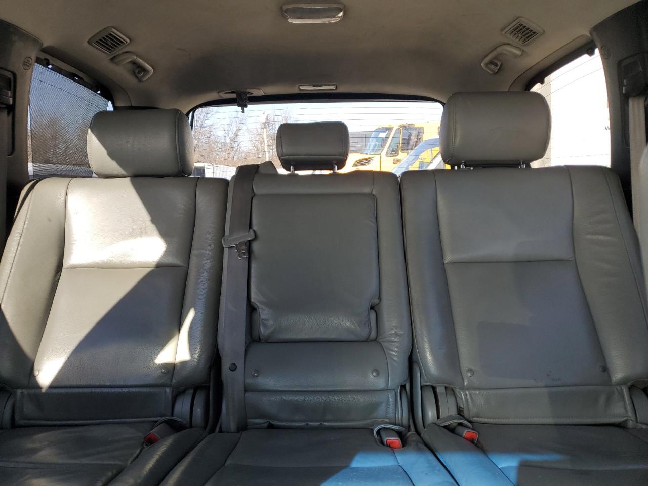 2008 Toyota Sequoia - Image 10