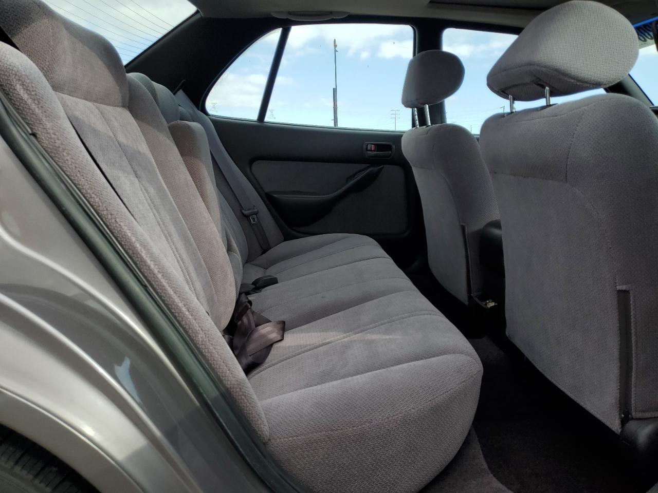 1996 Toyota Camry - Image 10