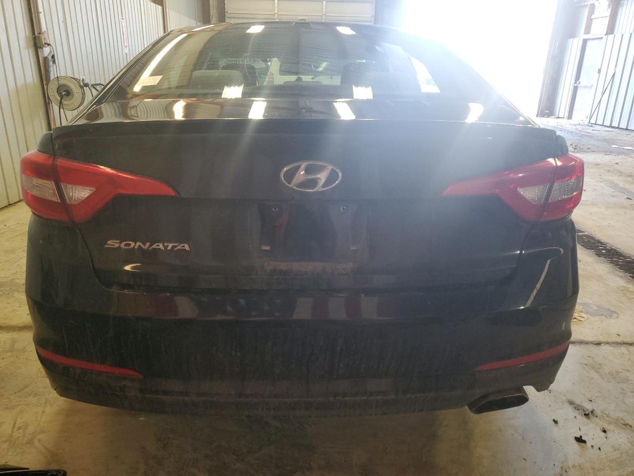 2017 Hyundai Sonata - Image 6