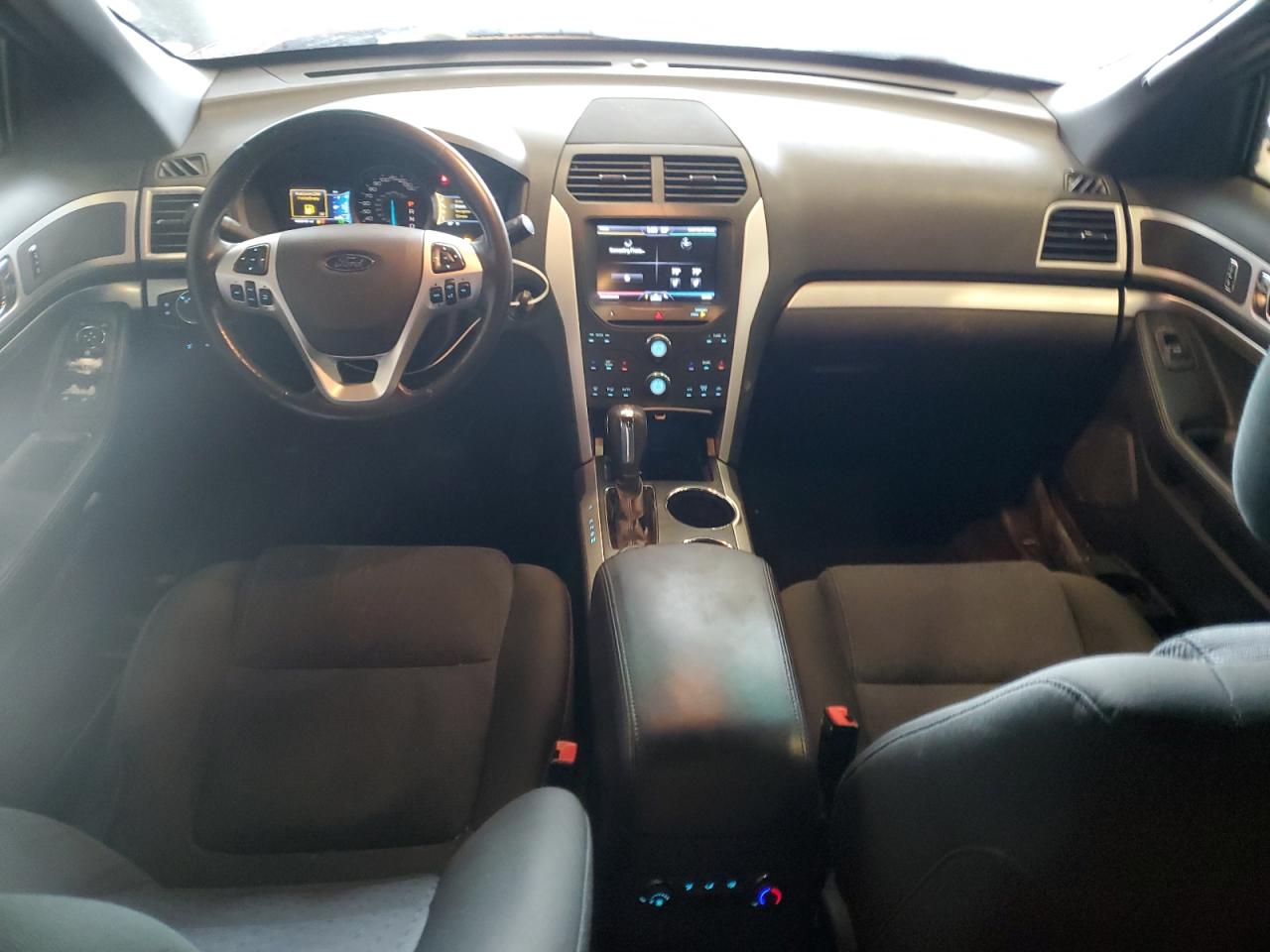 2013 Ford Explorer - Image 8