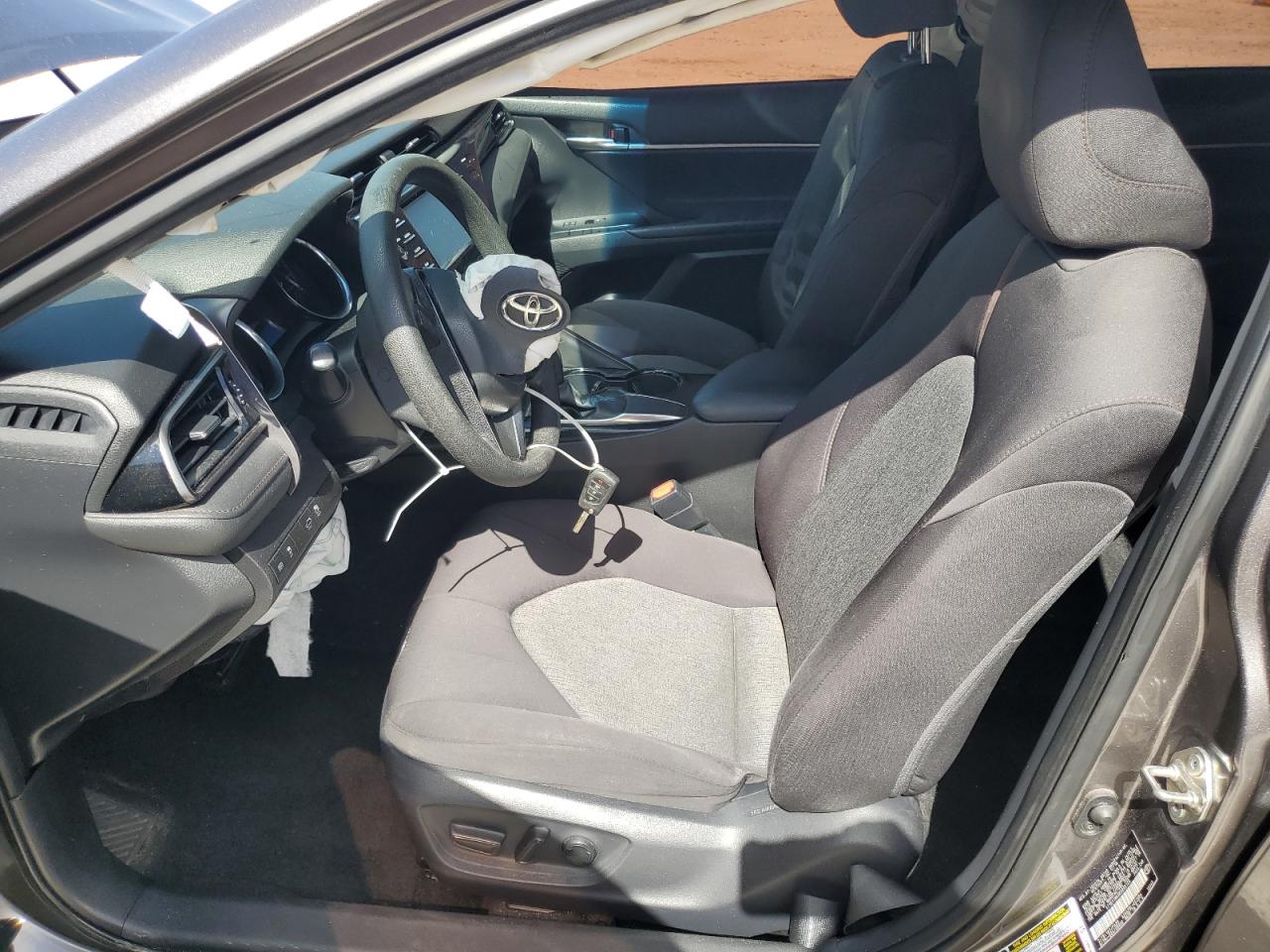 2019 Toyota Camry - Image 7