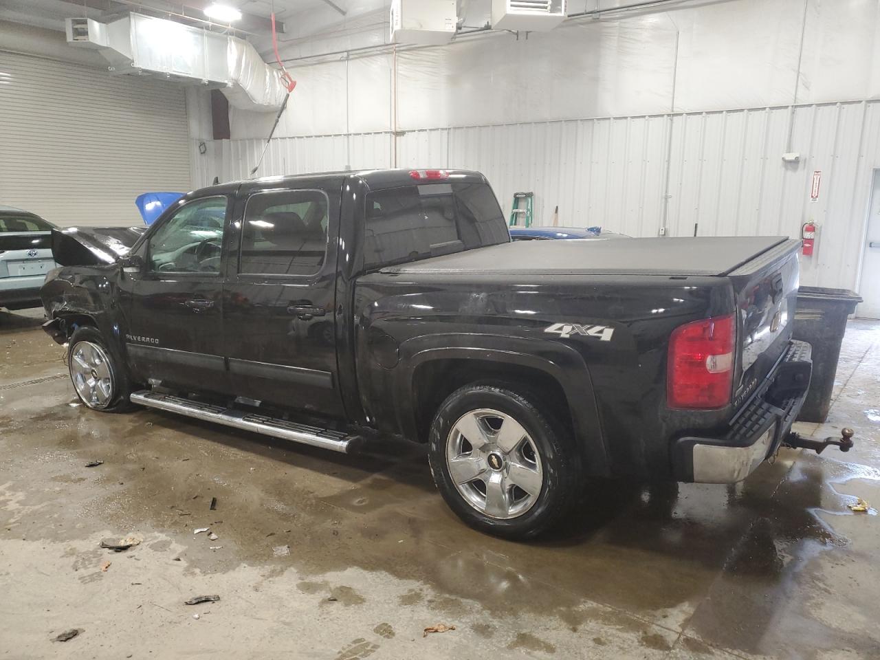 2011 Chevrolet Silverado - Image 2