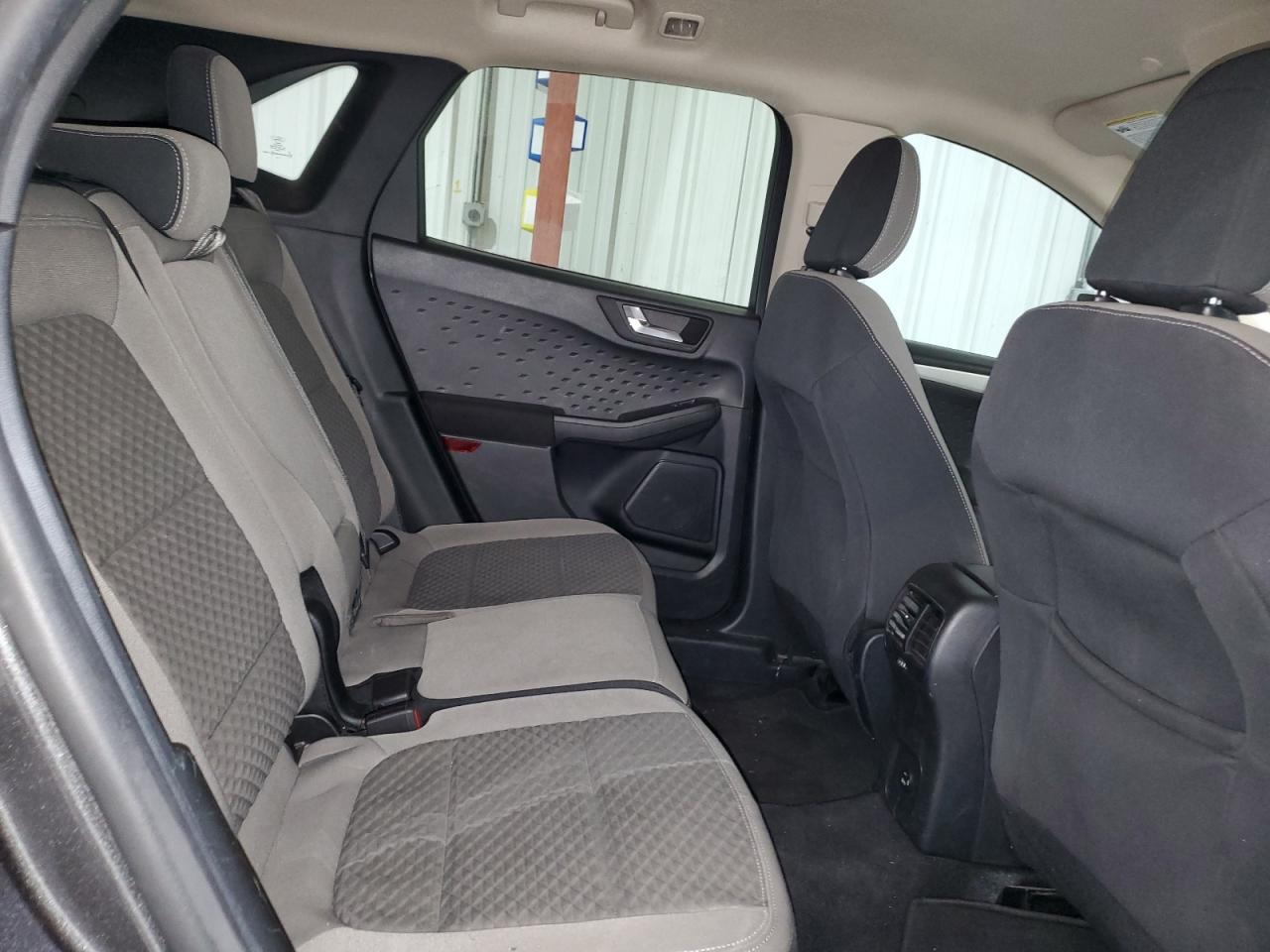 2020 Ford Escape - Image 11