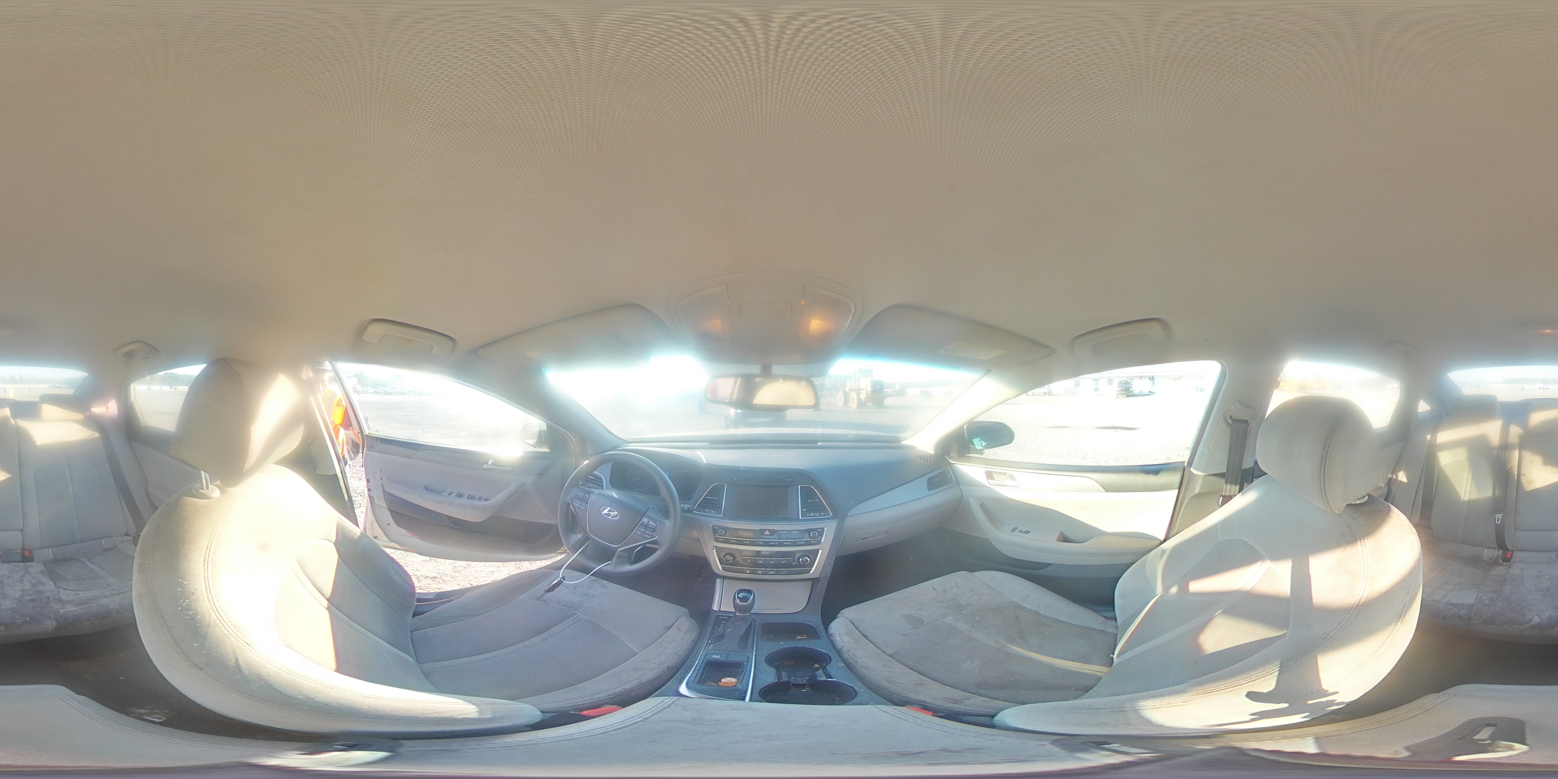 2017 Hyundai Sonata - Image 12