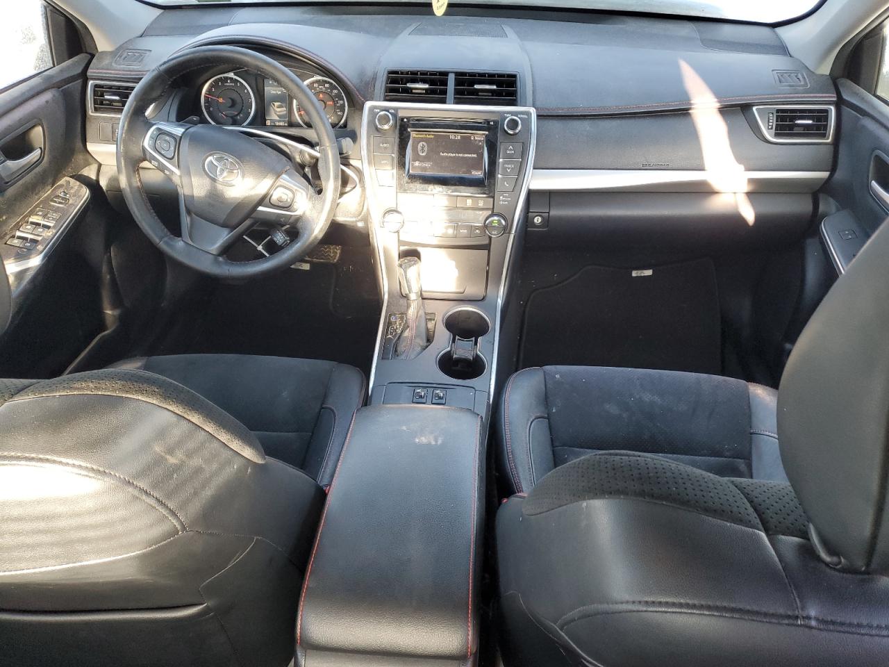 2015 Toyota Camry - Image 8