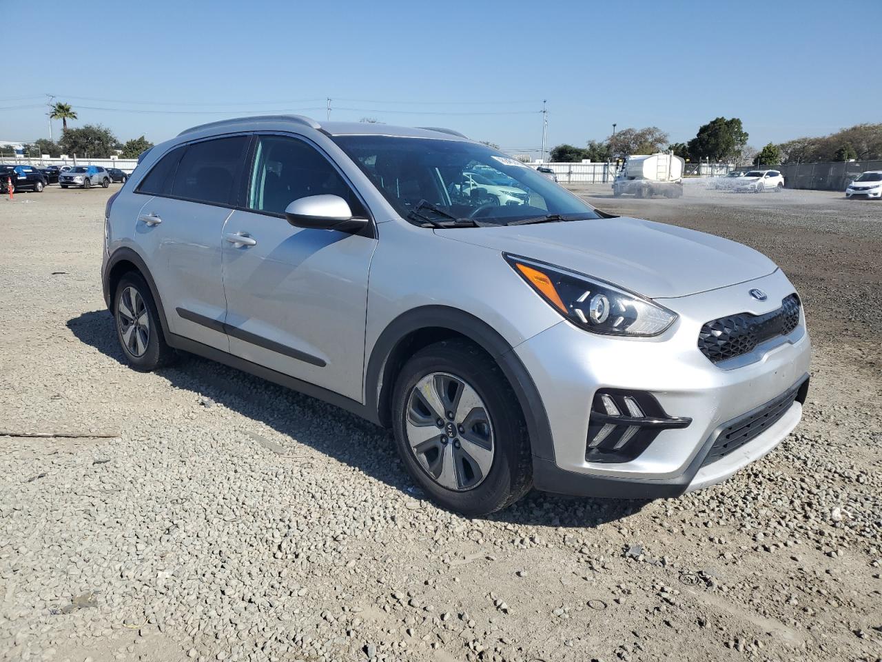 2020 Kia Niro - Image 4