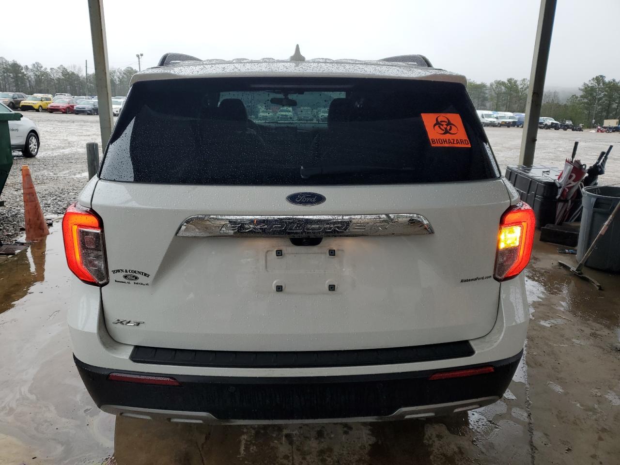 2023 Ford Explorer - Image 6