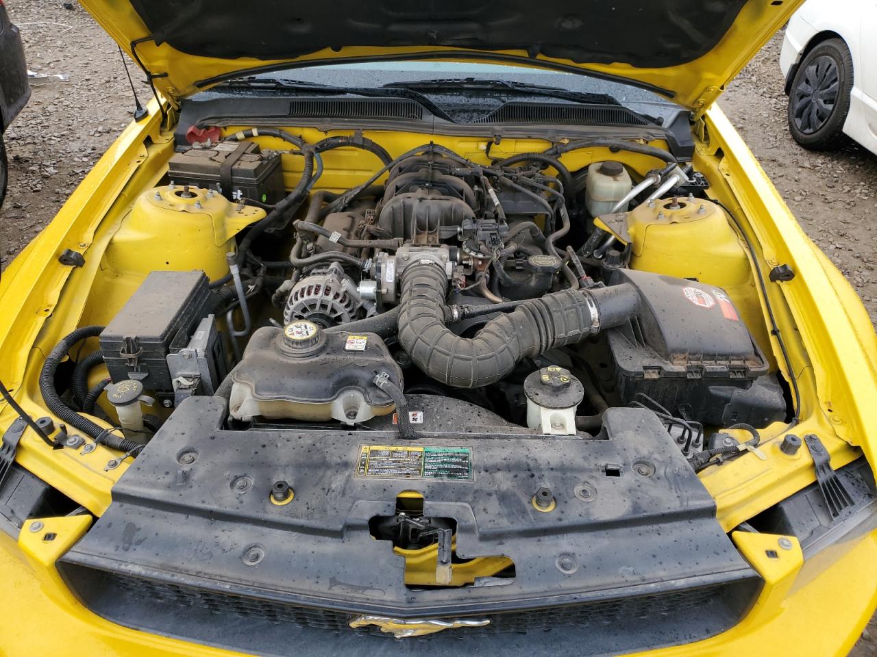2006 Ford Mustang - Image 11