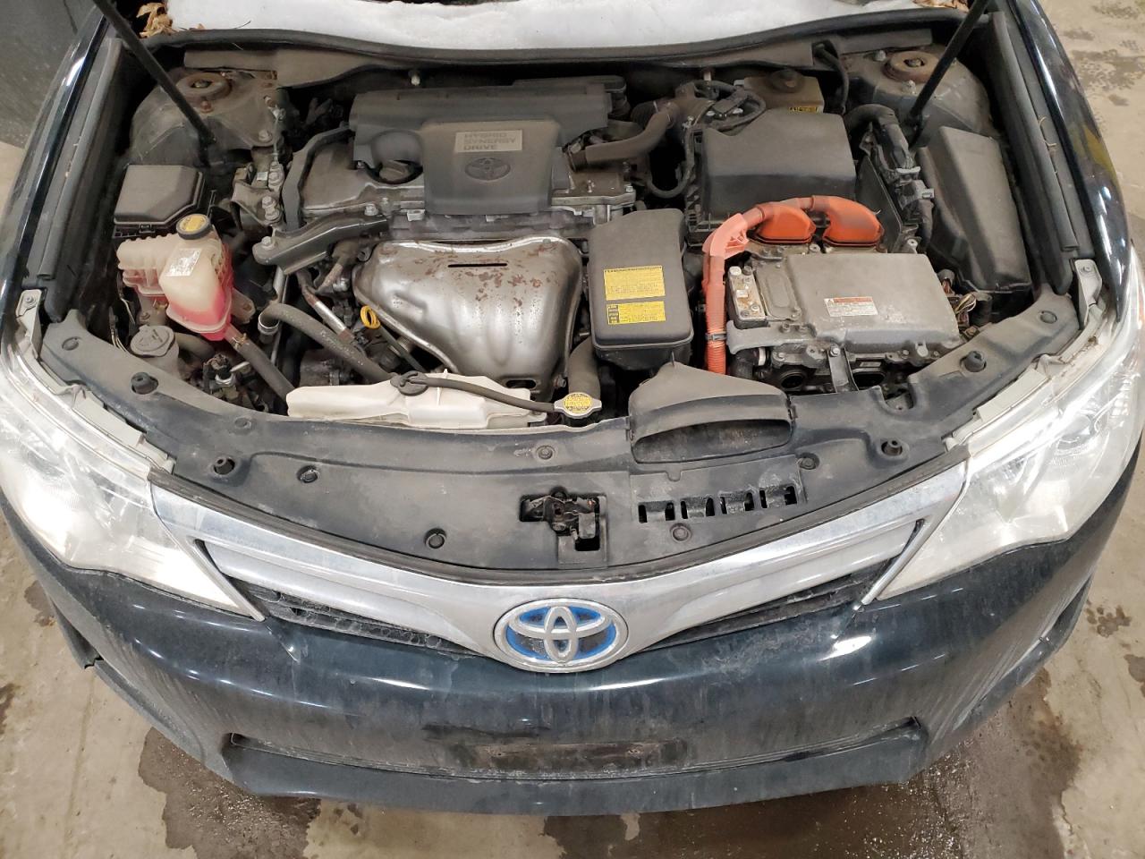2012 Toyota Camry - Image 11