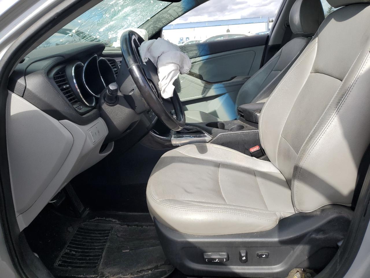 2012 Kia Optima - Image 7