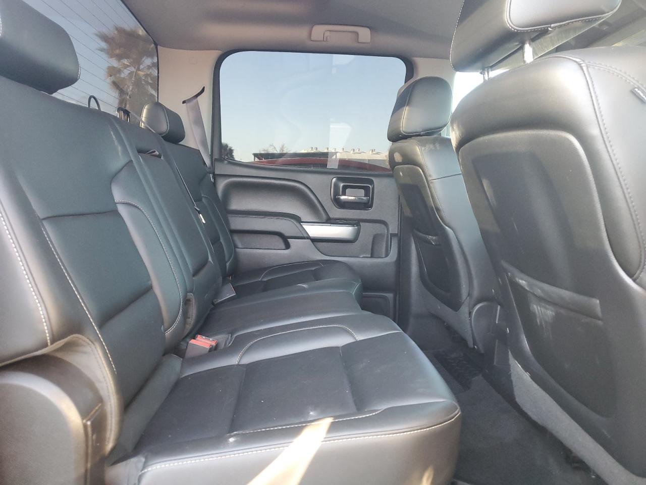 2014 Chevrolet Silverado - Image 10