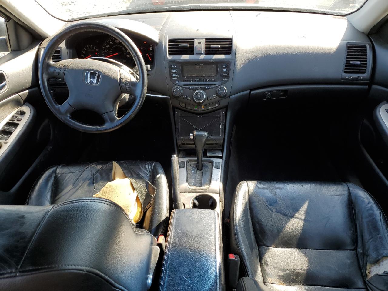 2005 Honda Accord - Image 8